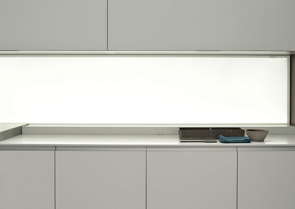 Glas-Dekorplatte / wandmontiert / lackiert / LED - ICON: by Giuseppe ... Glas-Dekorplatte / wandmontiert / lackiert / LED - ICON: by Giuseppe ...