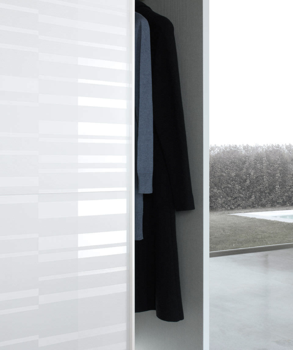 Moderner kleiderschrank / glas / schiebetüren screen jesse