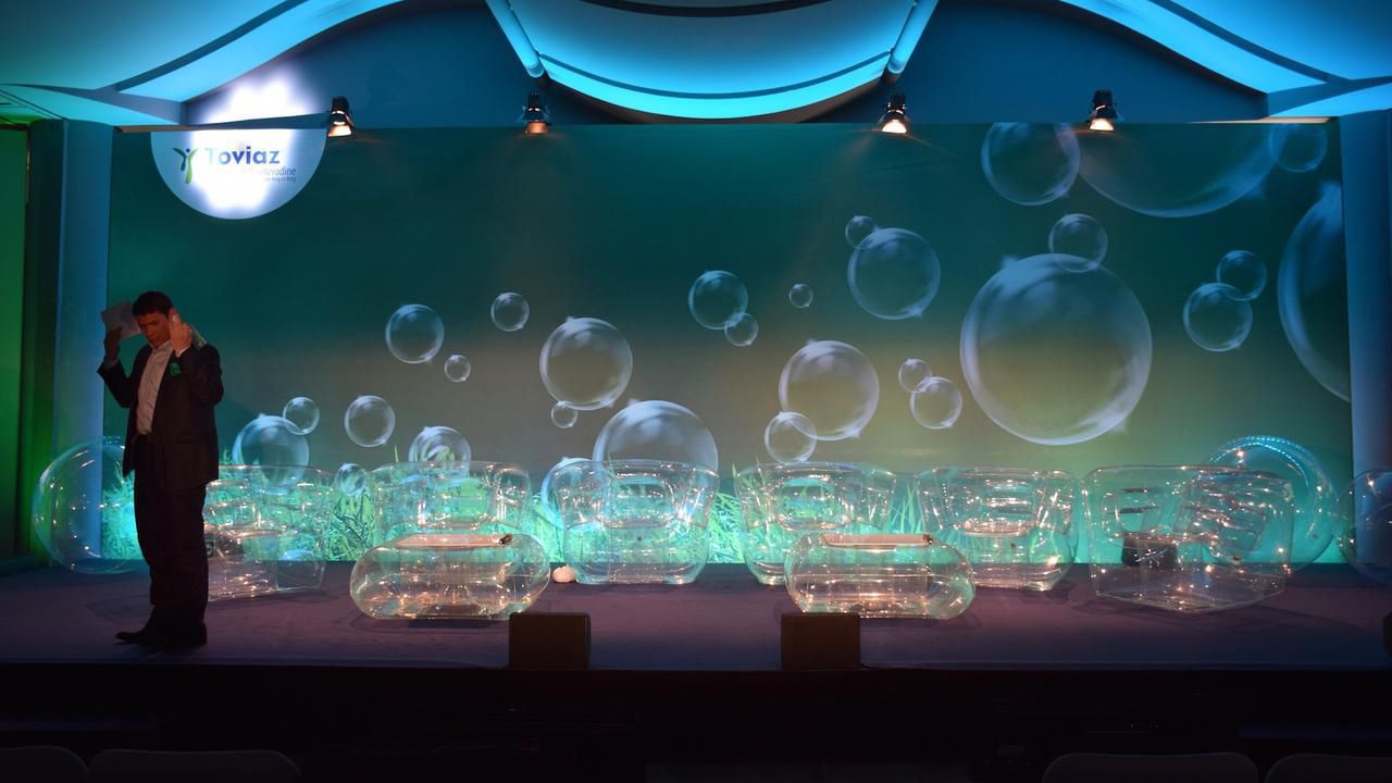 Aufblasbares Sofa / modern / Außenbereich / Polyurethan - CRISTAL - FUGU Aufblasbares Sofa / modern / Außenbereich / Polyurethan - CRISTAL - FUGU