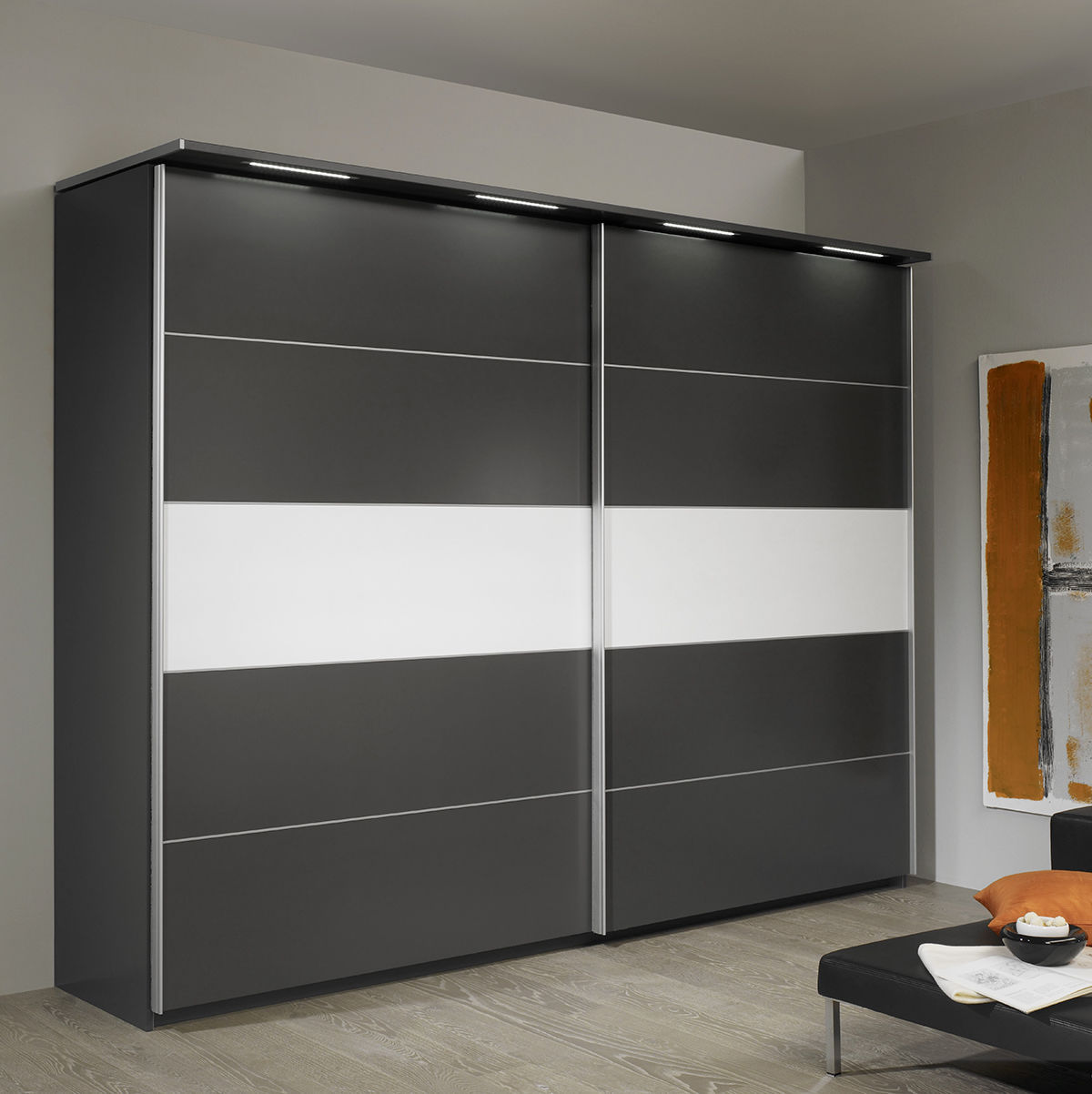 Moderner kleiderschrank / holz / schiebetüren / mit integrierter ...