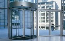 Automatische Dreht&uuml;r f&uuml;r Gesch&auml;ftsgeb&auml;ude  Glass Expert GmbH