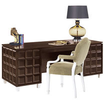 Klassischer B&uuml;ro-Schreibtisch aus Holz CIRCA  PHYLLIS MORRIS