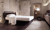 modernes Doppelbett mit gepolstertem Kopfteil aus Leder SONNO by Opera design Ycami