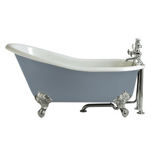 Badewanne auf Füßen / oval / aus Gusseisen