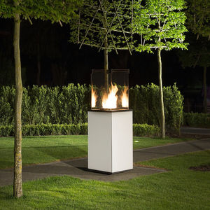 Gaskamin / modern / offene Feuerstelle / Zentral