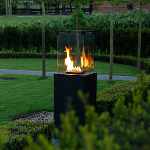 Gaskamin / modern / offene Feuerstelle / Zentral