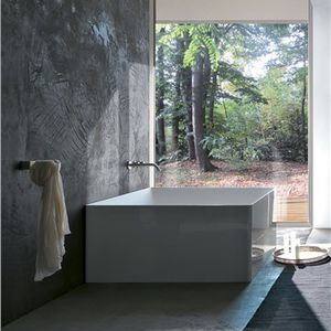 freistehende Badewanne / quadratisch / Verbundwerkstoff