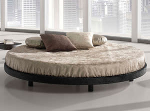 rundes Bett / doppelt / modern / gepolstertes Kopfteil