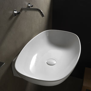 Wand-Waschbecken / oval / Keramik / modern