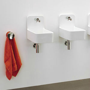 Wand-Waschbecken / rechteckig / Keramik / modern