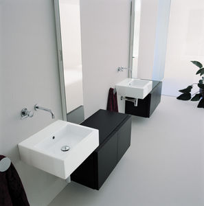 Wand-Waschbecken / rechteckig / Keramik / modern