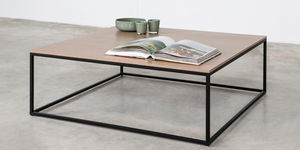 moderner Couchtisch / Holz / Marmor / lackiertes Metall