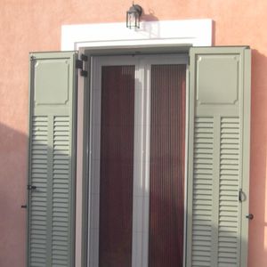 einflügelige fensterläden / Aluminium / für Fenster