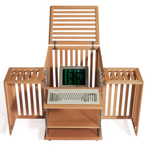 moderner Computerschrank / für Privatgebrauch