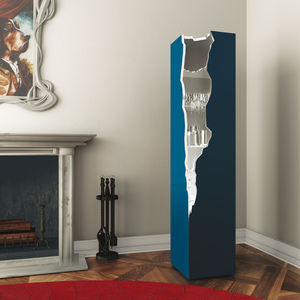 Objektmöbel-Barschrank / für Hotelzimmer / originelles Design / aus MDF