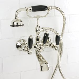 Mischbatterie für Badewanne / Wandmontage / aus Metall / für Badezimmer