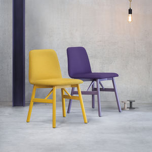 Stuhl / Skandinavisches Design / Polster / Samt / aus Buche