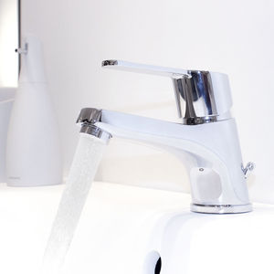Einhebelmischer für Waschtisch / aus verchromtem Messing / für Badezimmer / 1-Loch
