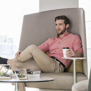 moderner Besuchersessel / Stoff / Hochlehner / Lounge