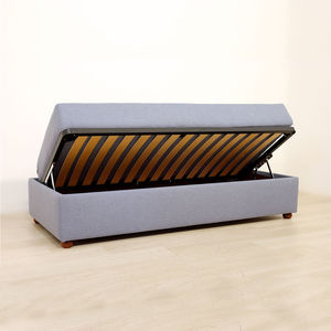 einfaches Bett / modern / Bettkasten / Polster