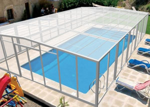 hohe Schwimmbadüberdachung / feststehend / Aluminium / aus Polycarbonat
