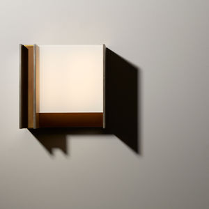moderne Wandleuchte / Messing / LED / quadratisch