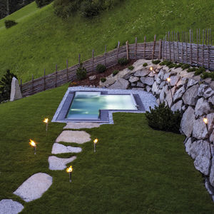Hot Tub / Einbau / andere Formen / 4 Plätze / Außenbereich