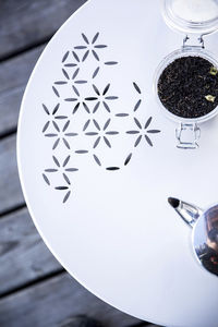 Couchtisch / originelles Design / Stahl / rund / Innenraum