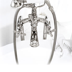 Mischbatterie für Badewanne / Wandmontage / verchromtes Metall / für Badezimmer