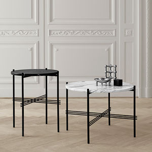 moderner Couchtisch / aus Marmor / rund / Innenraum