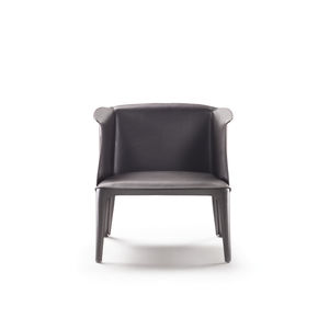 moderner Sessel / Leder / mehrfarbig / von Carlo Colombo