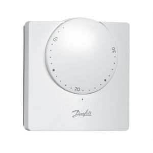 Raumthermostat / digital / wandmontiert / für Heizungen