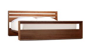 Doppelbett / modern / Kopfteil / aus Kirschbaum