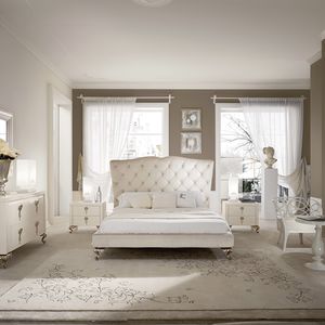 Doppelbett / Neobarock / Polster / Kopfteil
