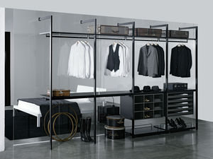 moderner Begehbarer -Kleiderschrank / Holz / nach Maß / High-End