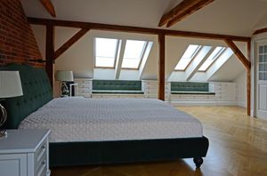 Standardbett / doppelt / klassisch / Polster