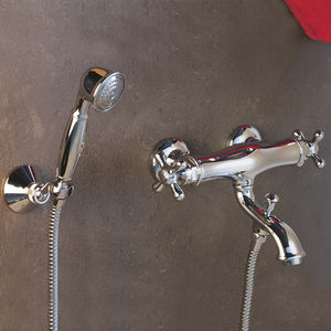 Mischbatterie für Duschen / für Badewanne / wandmontiert / verchromtes Metall