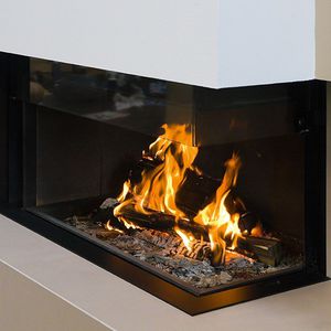 Holzkamin / modern / Geschlossene Feuerstelle / einbaufähig