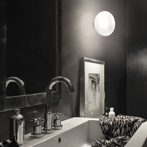 moderne Wandleuchte / geblasenes Glas / LED / rund