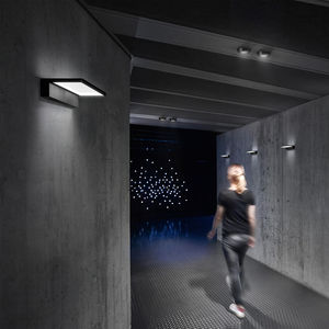 moderne Wandleuchte / Aluminium / Glas / LED