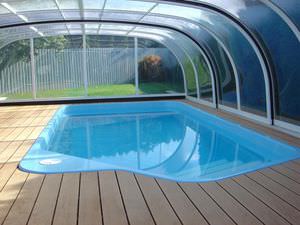 erdverlegtes Schwimmbecken / aus PU / aus Glasfaser / Polyester