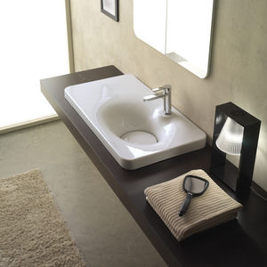 Einbauwaschbecken / rechteckig / Keramik / modern