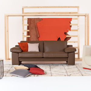modernes Sofa / Leder / für Hotels / 2 Plätze