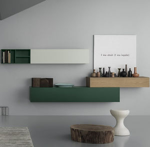 moderne Wohnwand / lackiertes Holz
