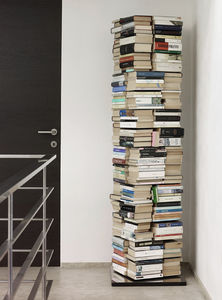 moderne Bibliothek / lackierter Edelstahl / schwenkbar