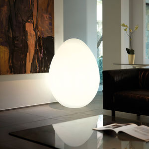 Bodenlampe / modern / Polyethylen / Innenraum