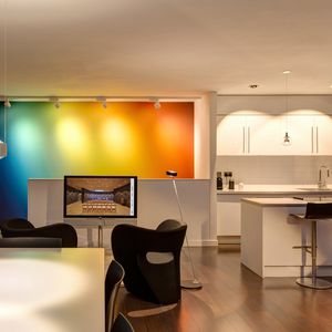 Stehleuchte / modern / Aluminium / Stahl