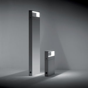 Garten-Leuchtpoller / modern / Aluminium / LED