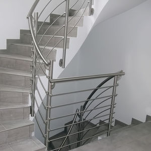 Edelstahlgeländer / mit Stangen / Innenraum / für Treppen