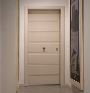 Eingangstür / einflügelig / aus MDF / Stahl